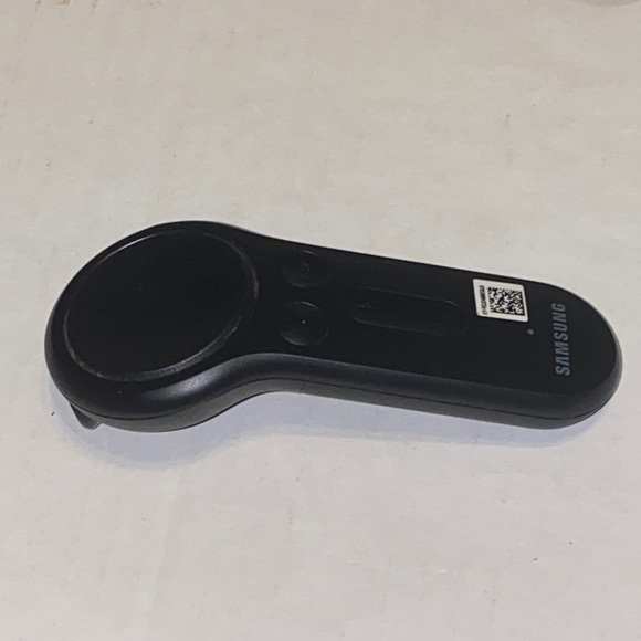 Samsung Gear VR ET-YO324 Black Controller - Picture 9 of 12